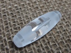 画像1: 彫刻水晶　宝瓶天珠 36mm (1)